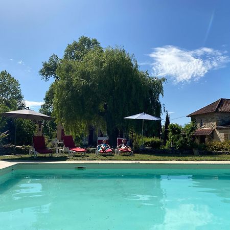 Vila Sfeervol Vakantiehuis Op Landgoed Aan De Dordogne Prudhomat Exteriér fotografie