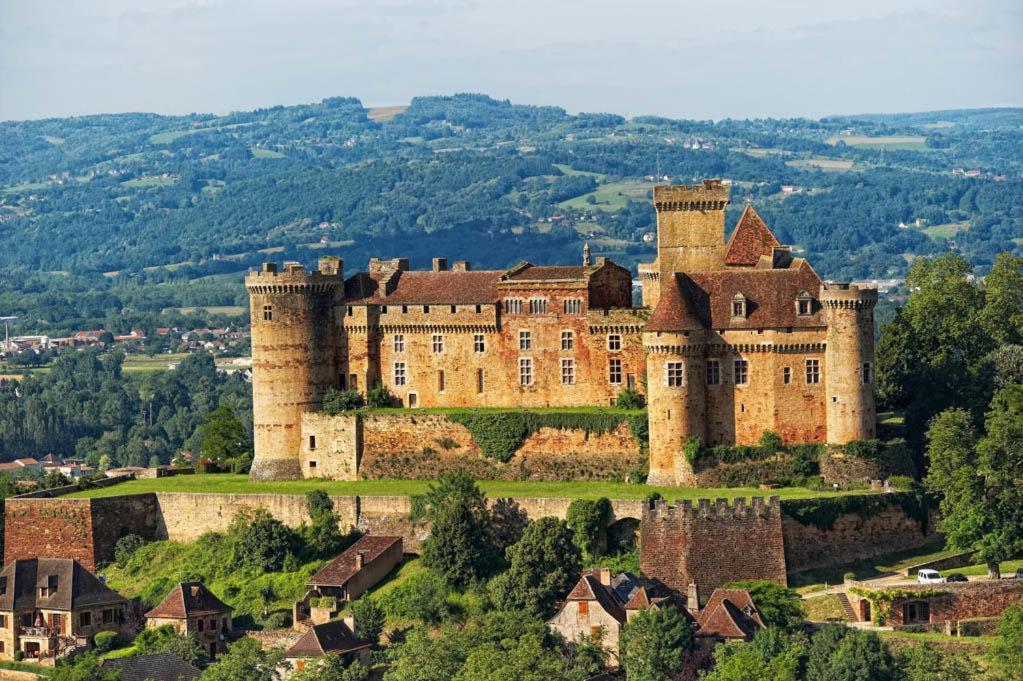 Vila Sfeervol Vakantiehuis Op Landgoed Aan De Dordogne Prudhomat Exteriér fotografie