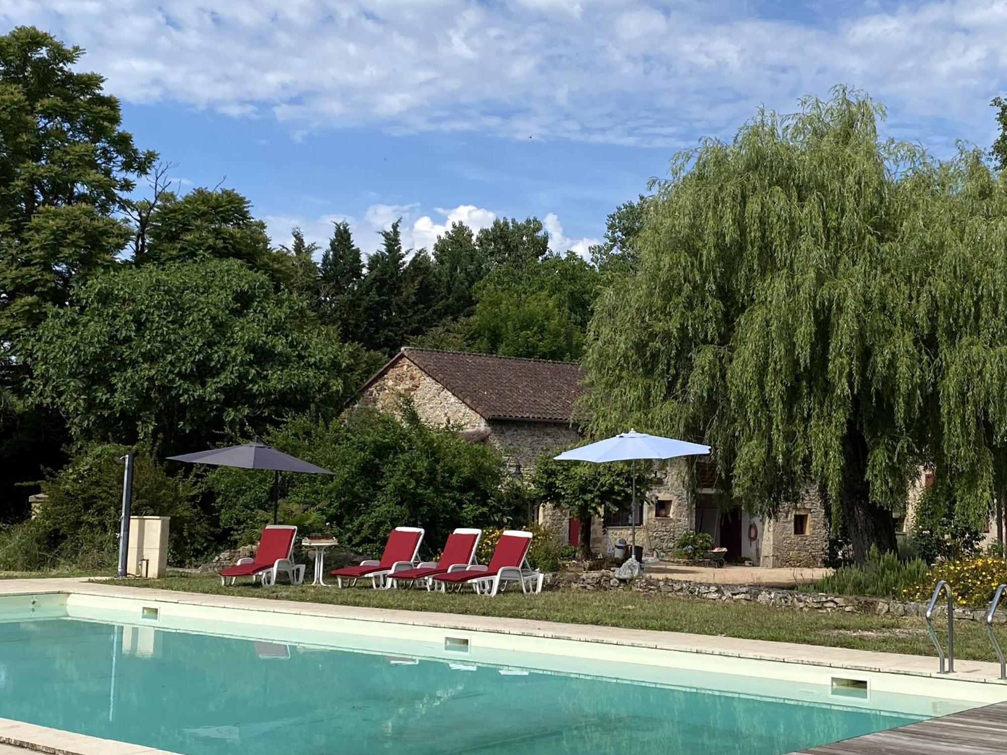 Vila Sfeervol Vakantiehuis Op Landgoed Aan De Dordogne Prudhomat Exteriér fotografie